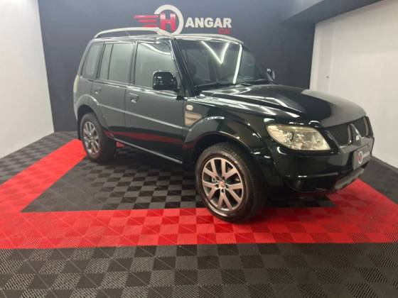MITSUBISHI PAJERO TR4 2.0 4X2 16V 140CV FLEX 4P AUTOMÁTICO MITSUBISHI PAJERO TR4 2.0 4X2 16V 140CV FLEX 4P AUTOMÁTICO